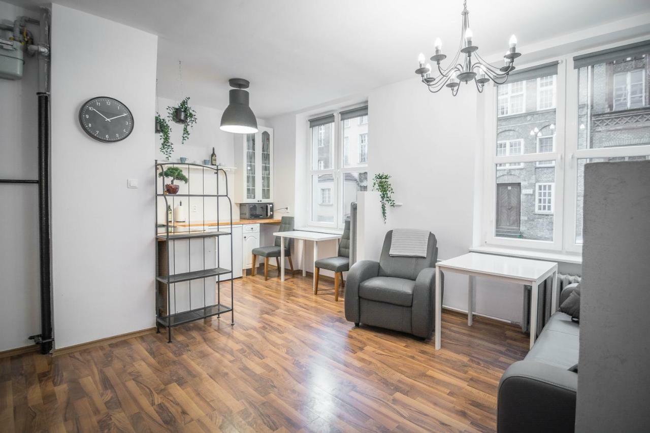 Ferienwohnung Piano Old Town Ogarna Danzig Exterior foto